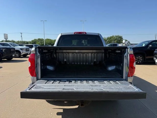 Used 2019 Silver Toyota SR5 image 5