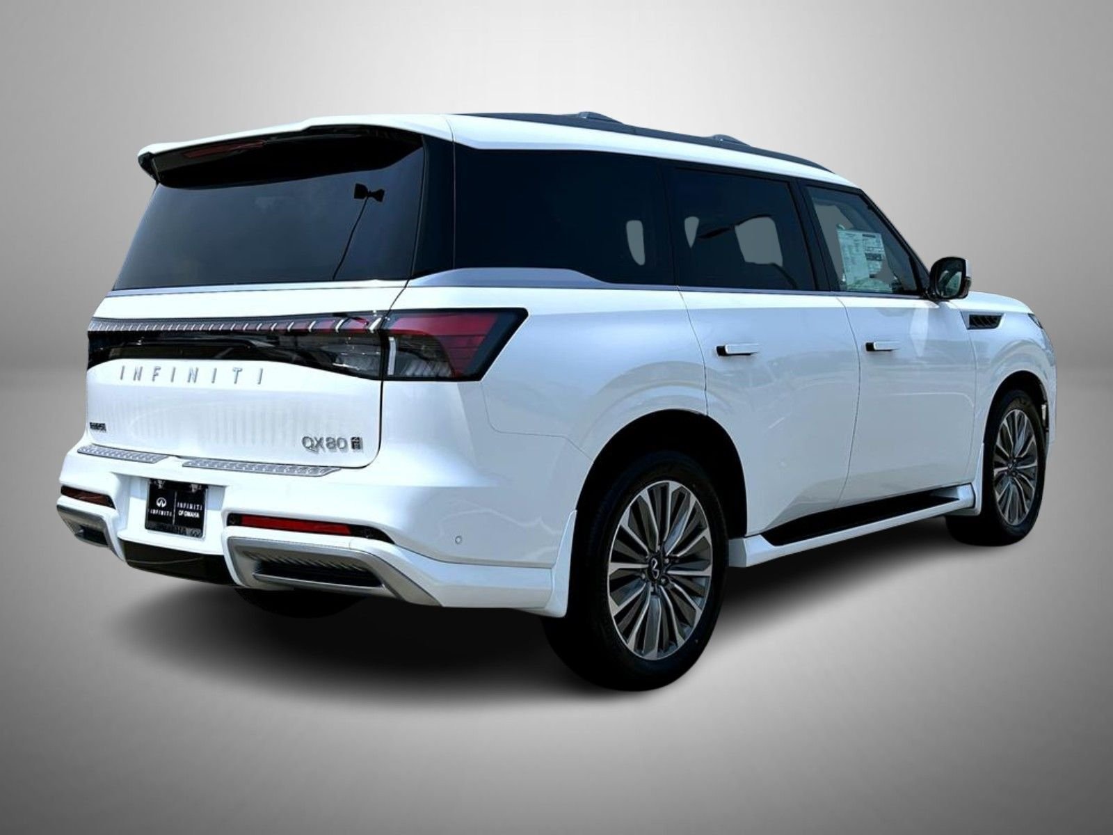 New 2027 RADIANT WHITE INFINITI Luxe 4WD image 5