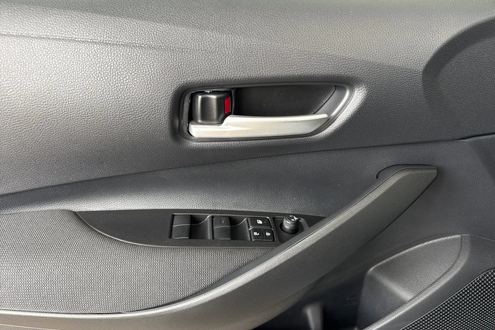 New 2026  Toyota SE image 13