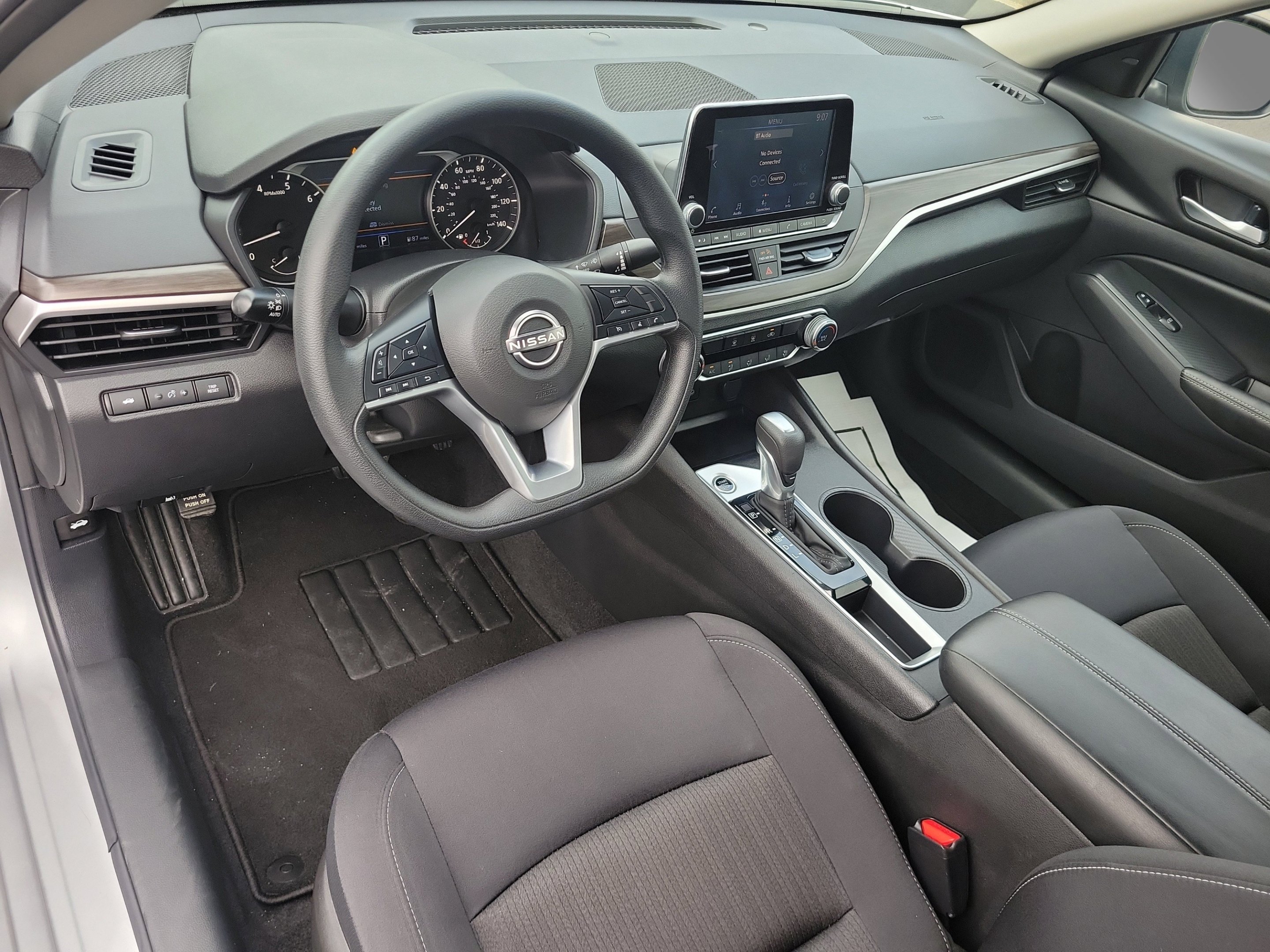 Used 2025 Brilliant Silver Metallic Nissan 2.5 SV image 8