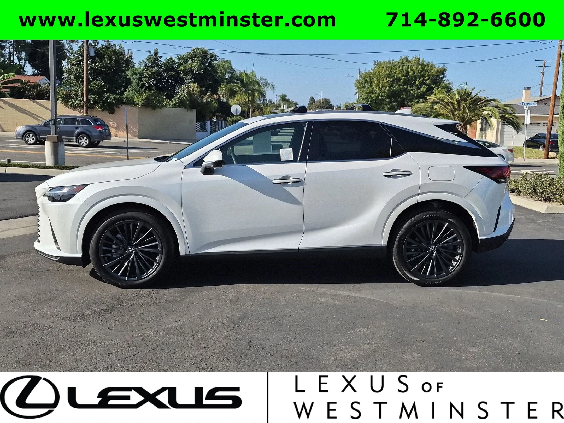 Certified Used 2025 White Lexus RX 350h Premium image 13
