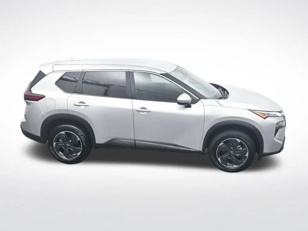 Certified Used 2025 Brilliant Silver Metallic Nissan SV image 34