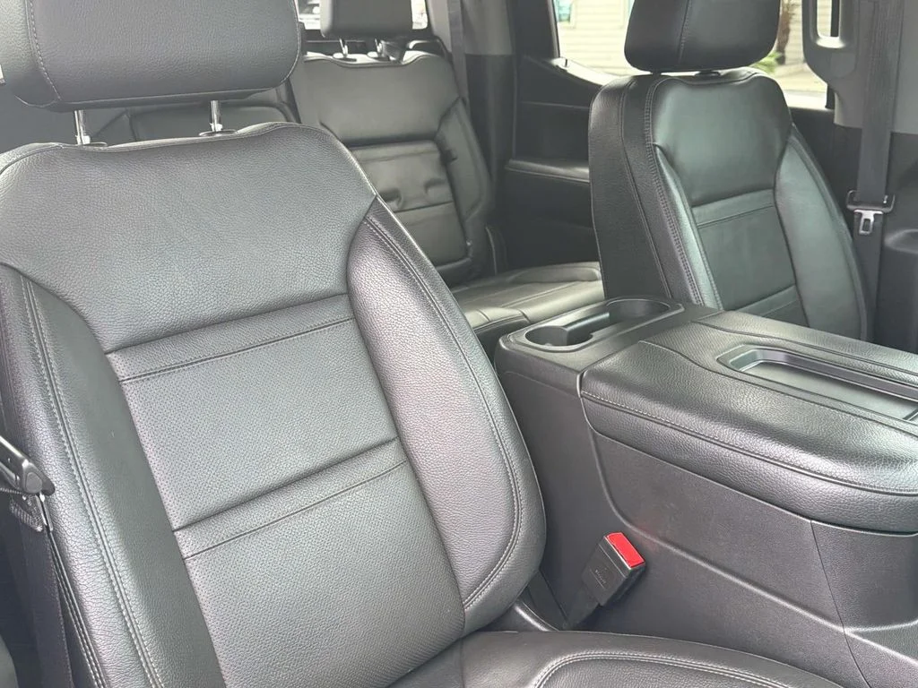 Used 2022 Onyx Black GMC Denali image 38