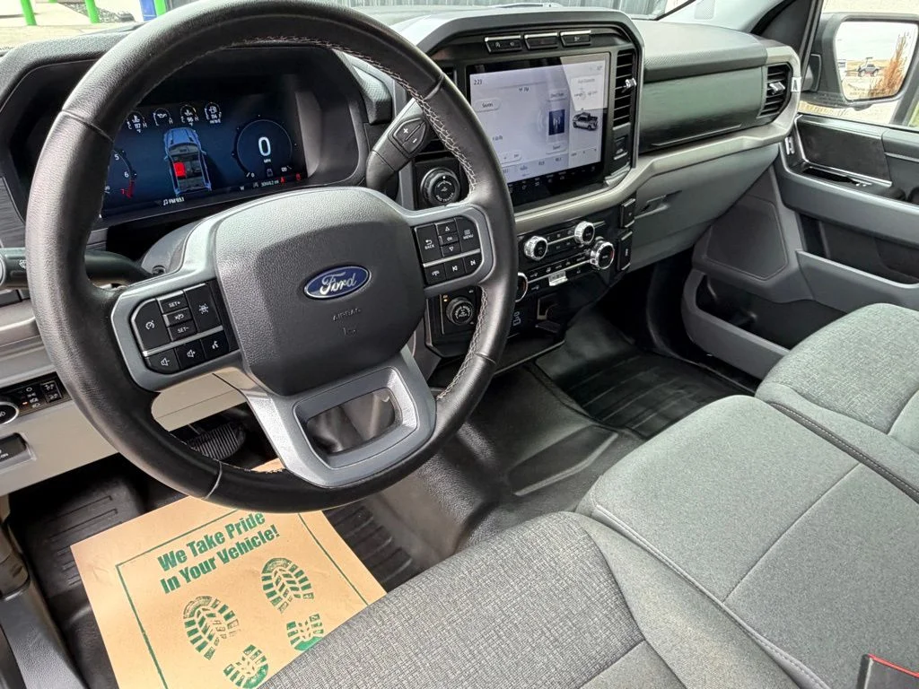 Used 2024 White Ford XLT image 10