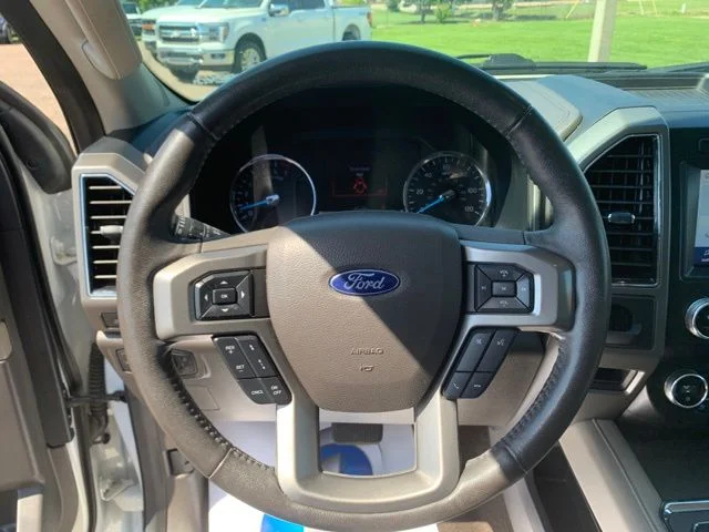 Used 2021 White Ford XLT image 15