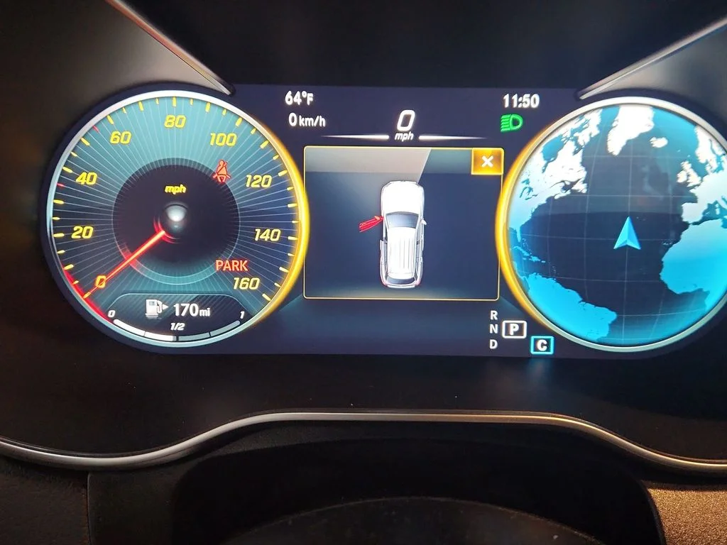 Used 2022 Black Mercedes-Benz GLC 300 image 19