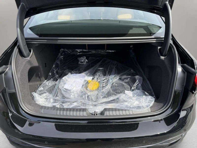 New 2026 Mythos Black Metallic Audi Premium Plus image 25