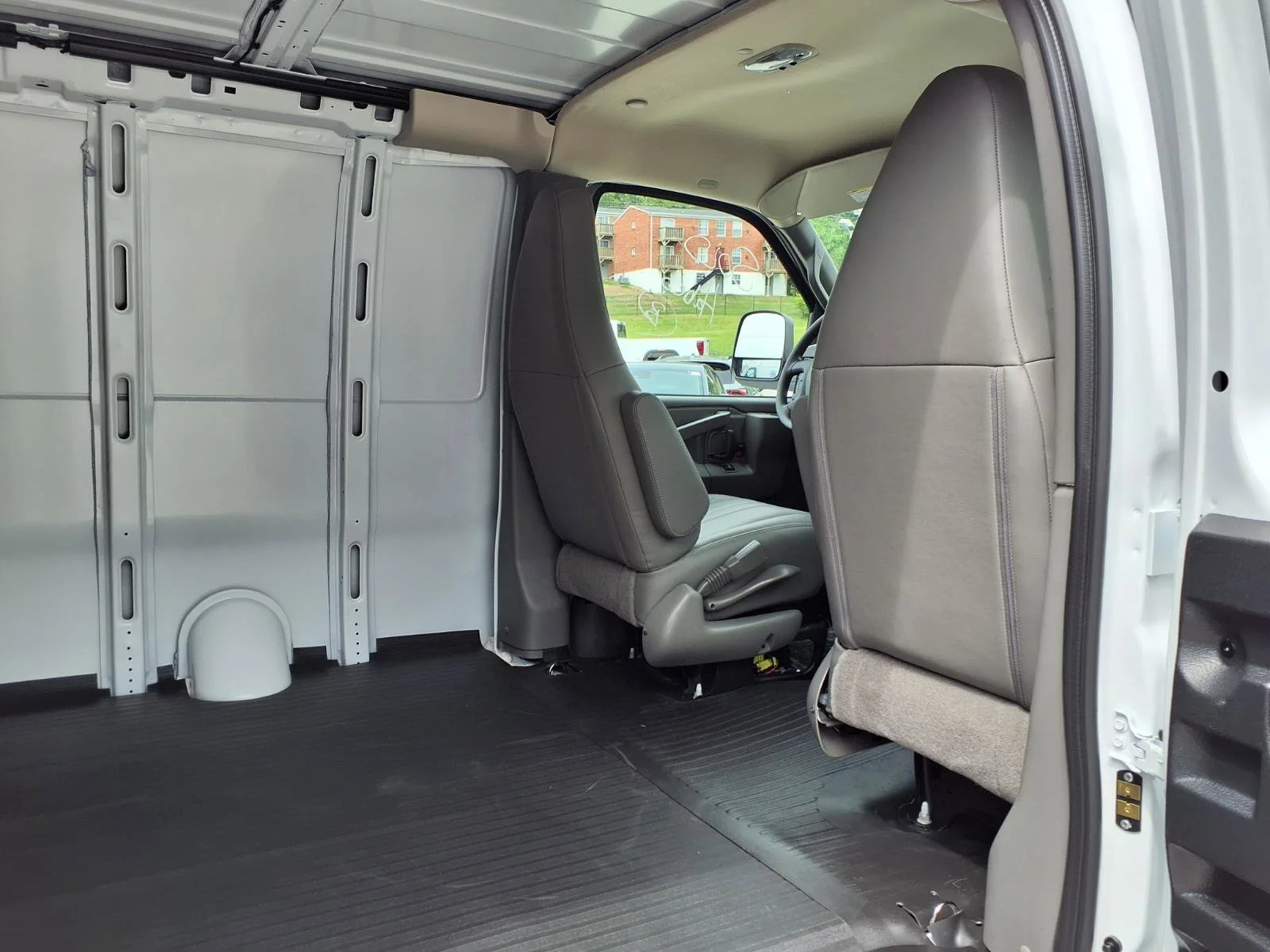 New 2026 Summit White GMC Work Van image 13