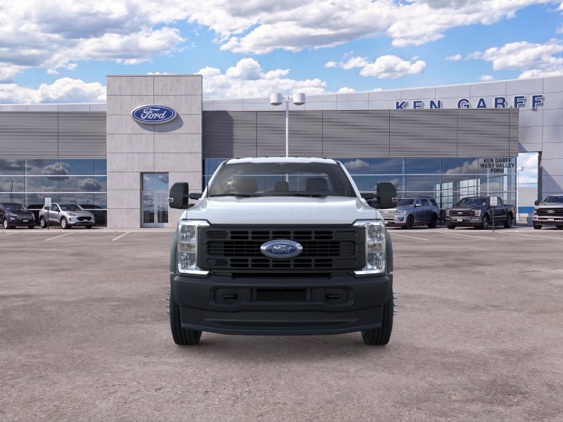 New 2026 Oxford White Ford CHAS/C image 7