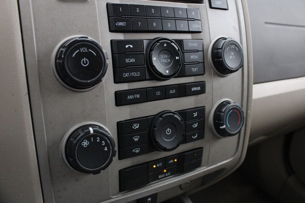 Used 2010 Black Ford XLT image 14