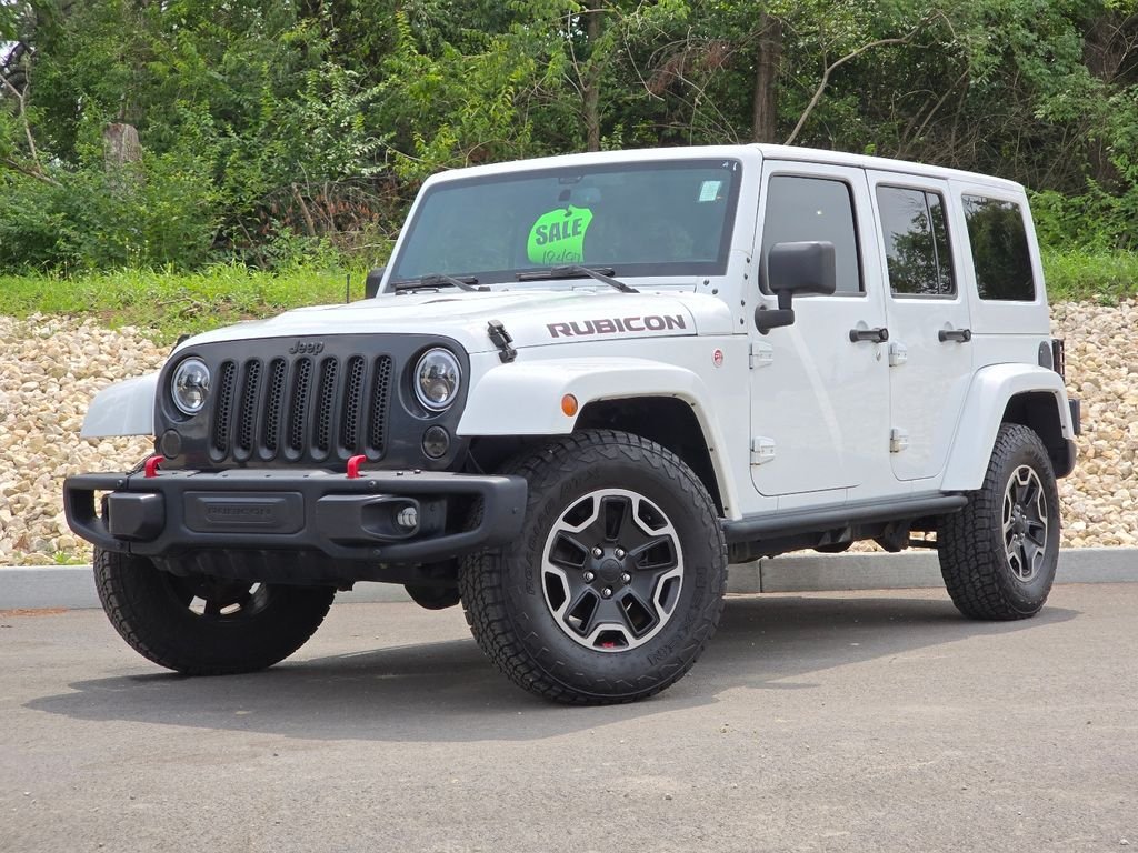 Used 2016 White Jeep Unlimited Rubicon image 2
