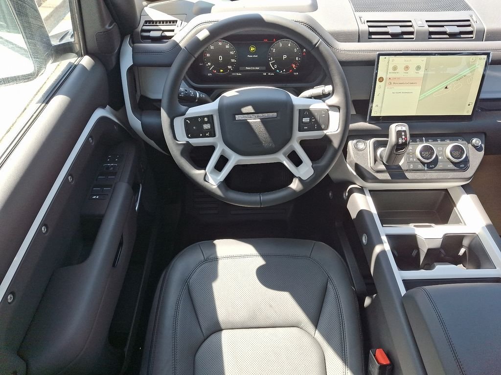 2025 Land Rover Defender S - Photo 10