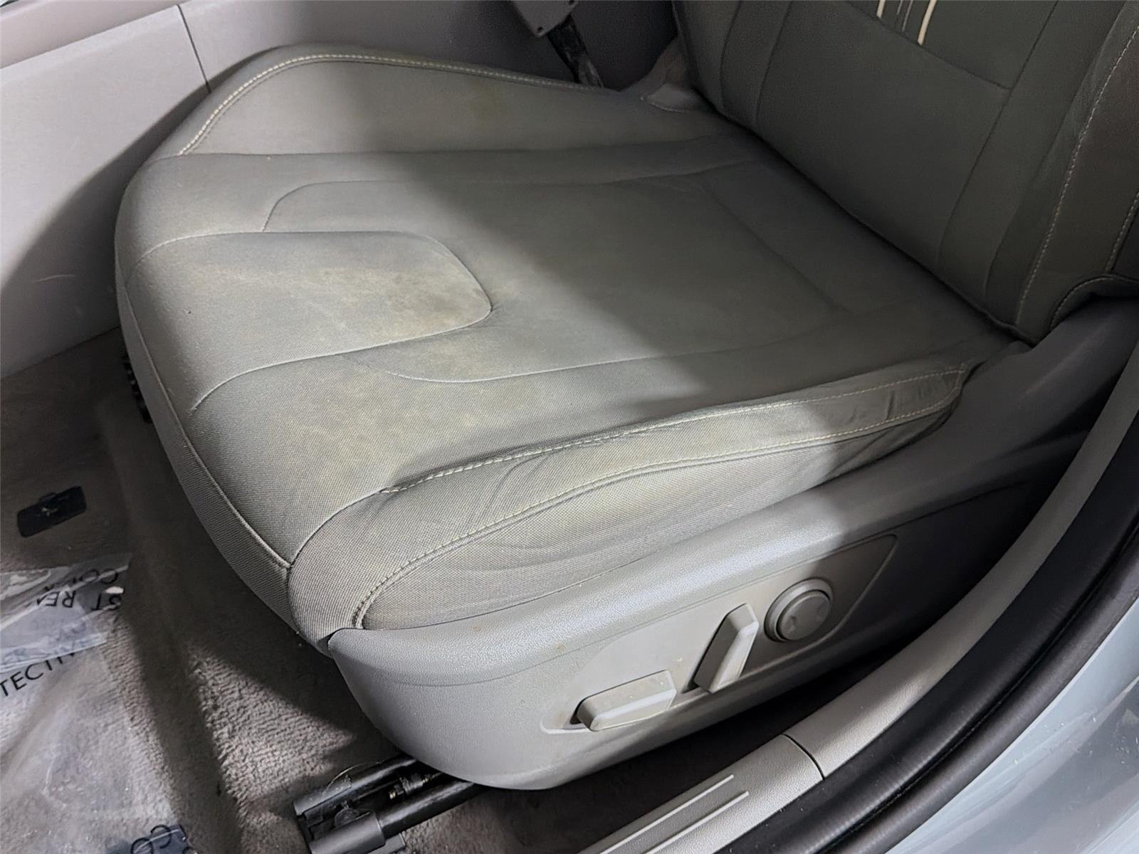 Used 2022 Electric Shadow Hyundai SEL image 20