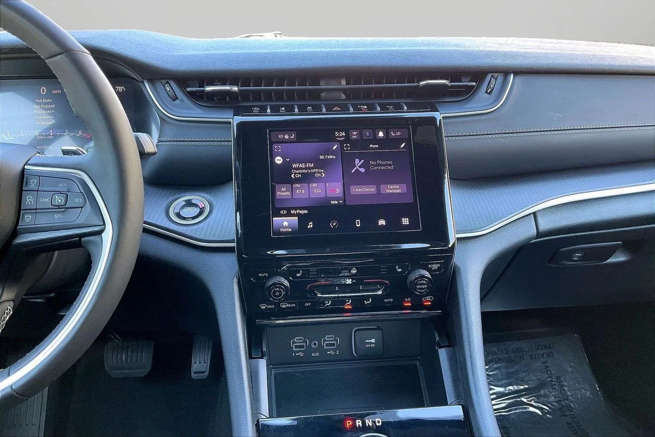Certified Used 2025 Silver Jeep Altitude image 12