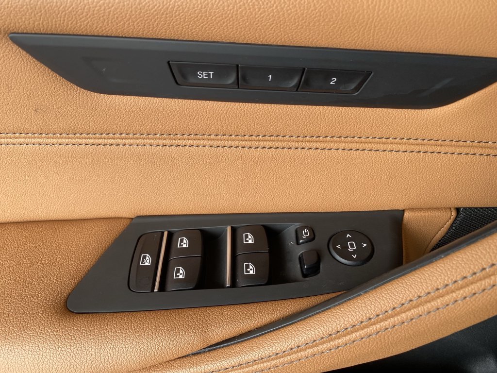 2023 BMW 5 Series 530i - Photo 18