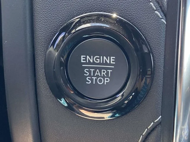 New 2027 Gray Ford Platinum image 28