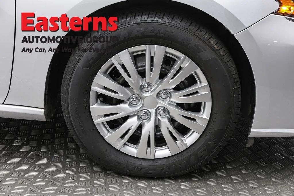 Used 2024 Silver Nissan 2.5 S image 30