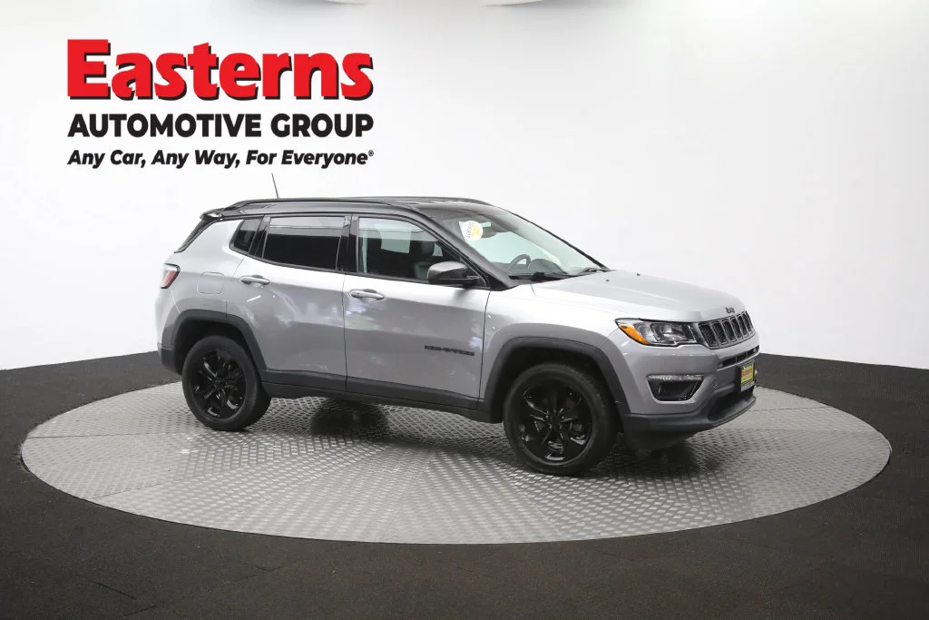 Used 2020 Silver Jeep Latitude image 48