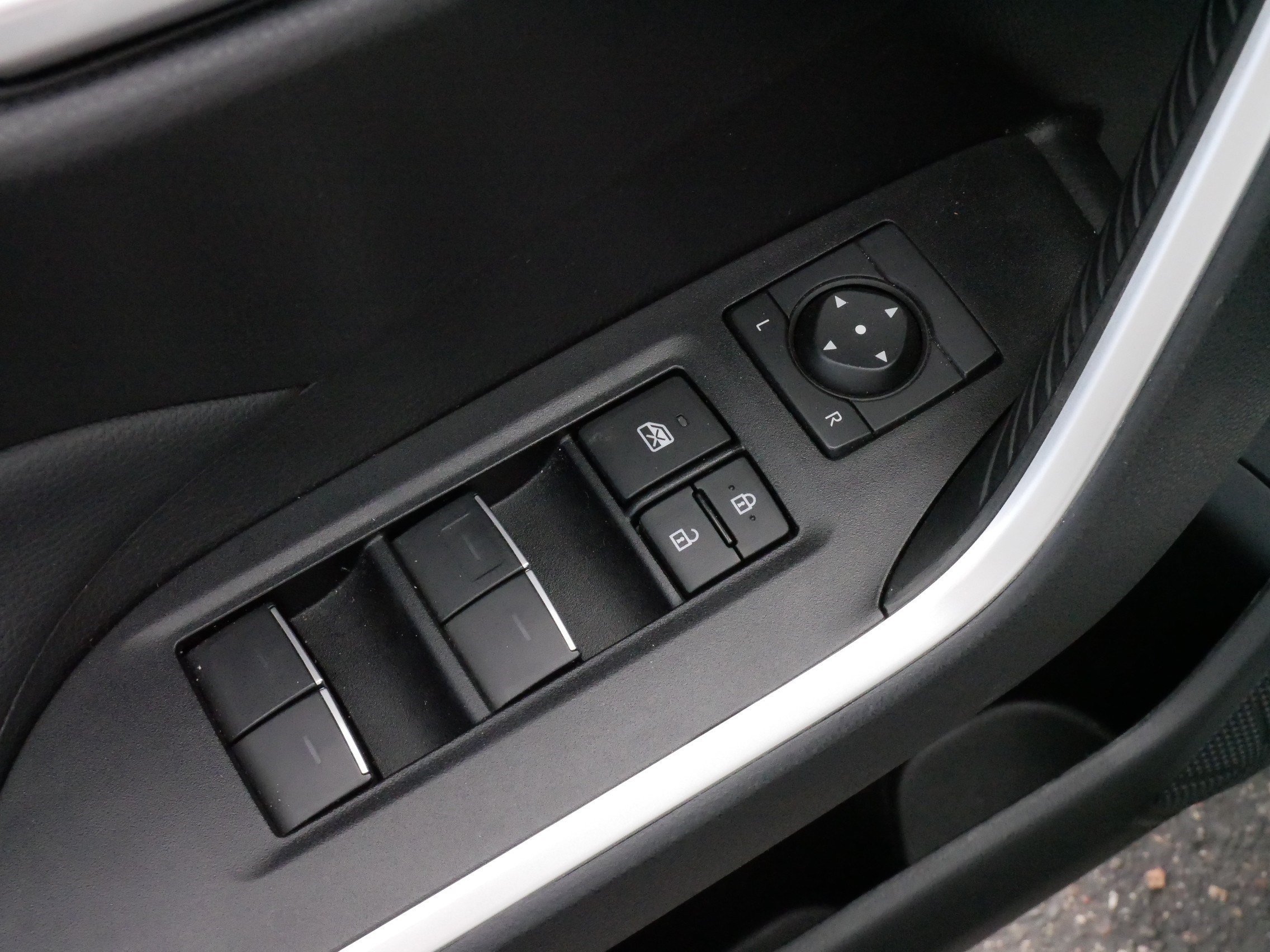 Certified Used 2025 Ice Cap Toyota XLE image 19
