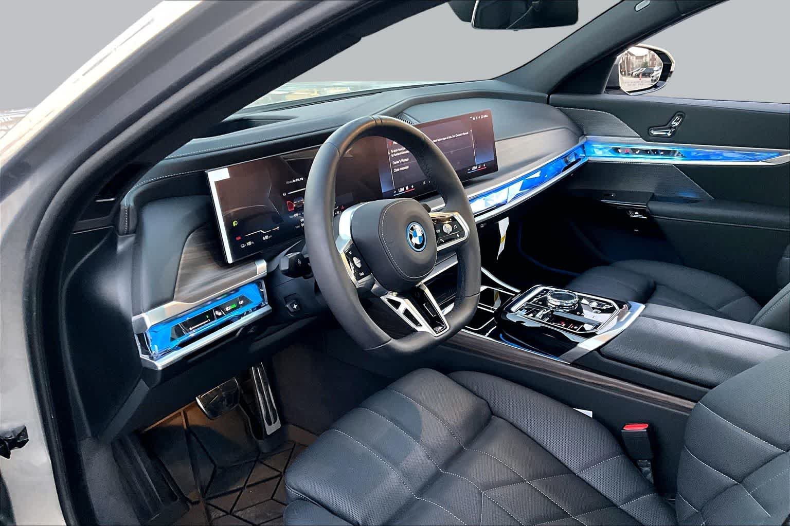 Used 2025 Oxide Grey Metallic BMW xDrive60 image 16