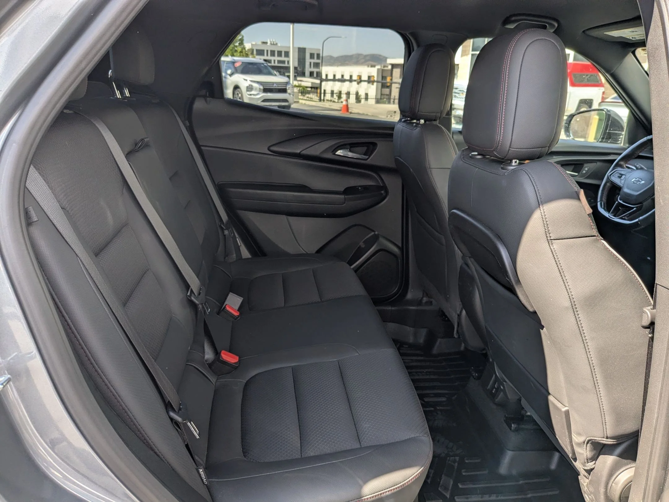 Used 2022 Satin Steel Metallic Chevrolet RS image 25