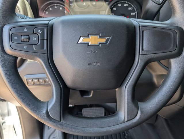 New 2026 Summit White Chevrolet WT image 15