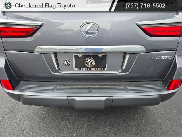 Used 2018 Nebula Gray Pearl Lexus 570 image 17