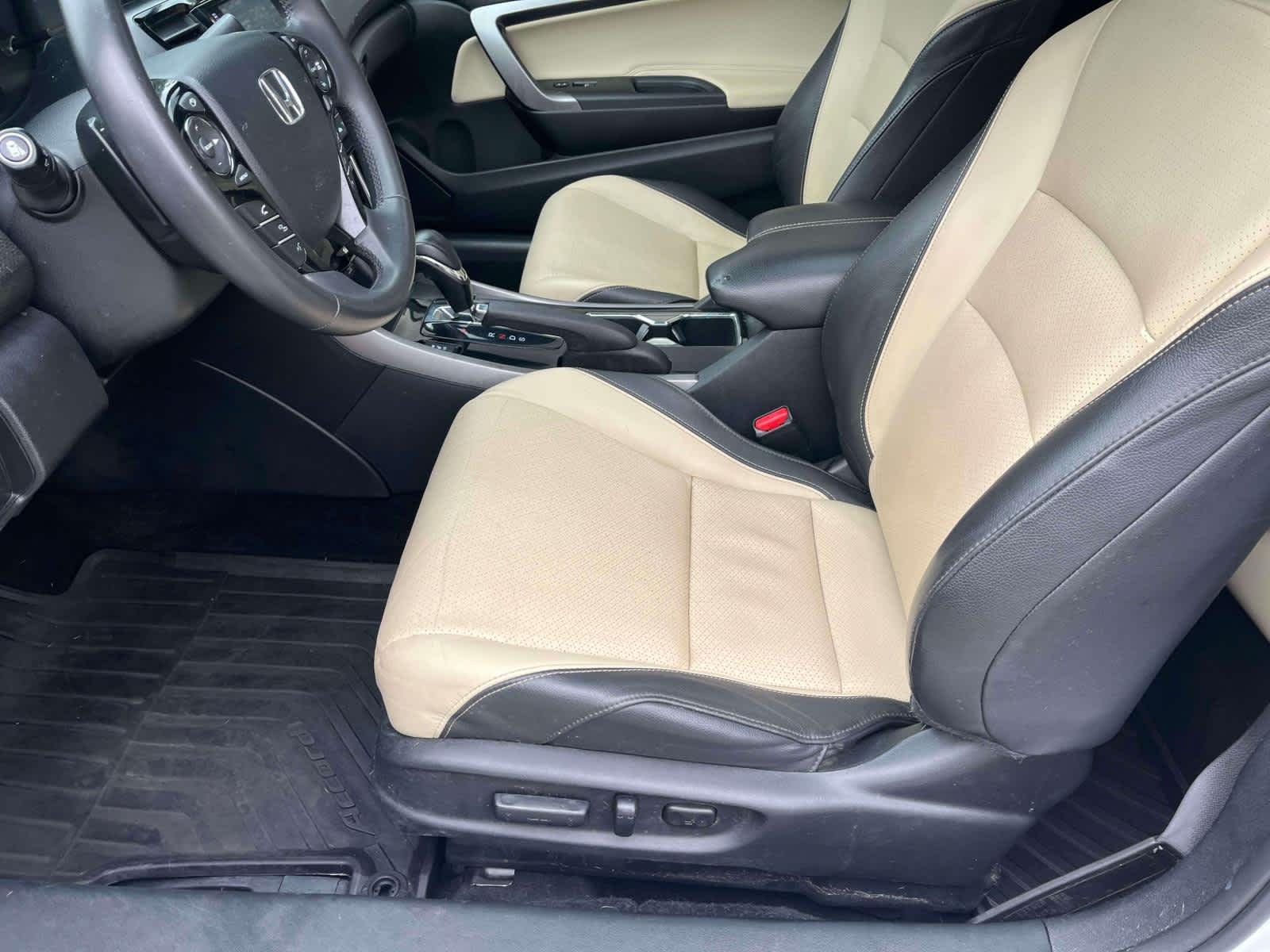 Used 2017  Honda EX-L image 20