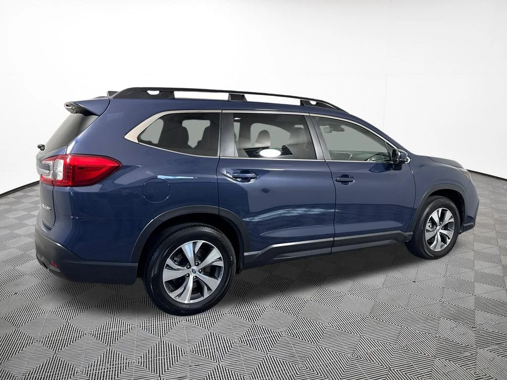 Used 2025 Cosmic Blue Subaru Premium image 9