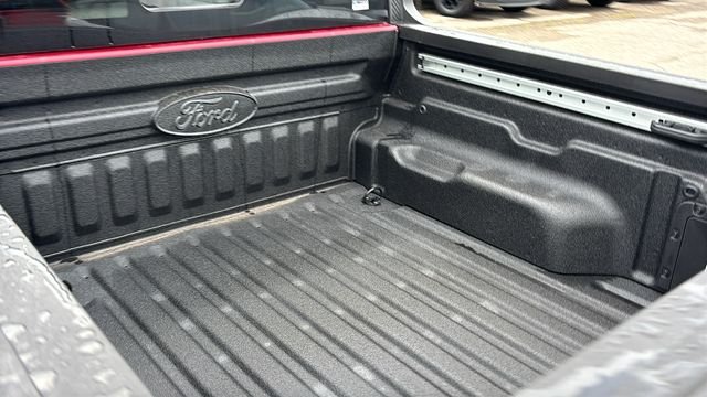 New 2026 Ruby Red Metallic Tinted Clearcoat Ford Lariat image 32