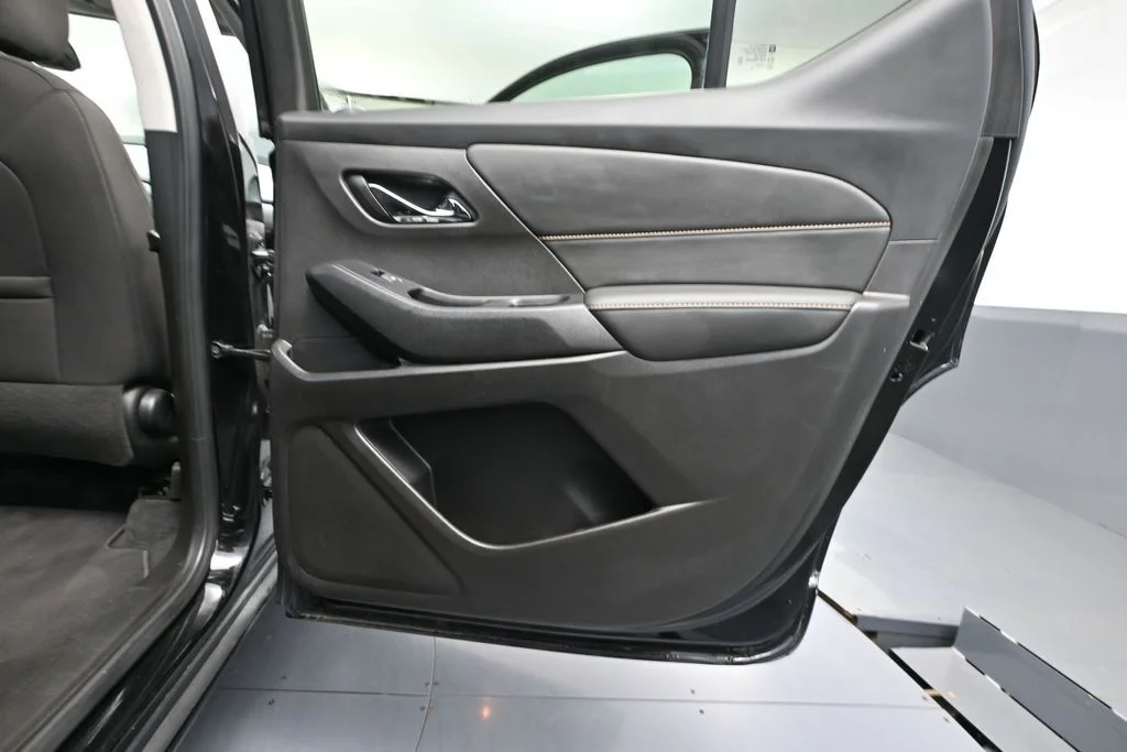 Used 2021 Black Chevrolet LT image 47