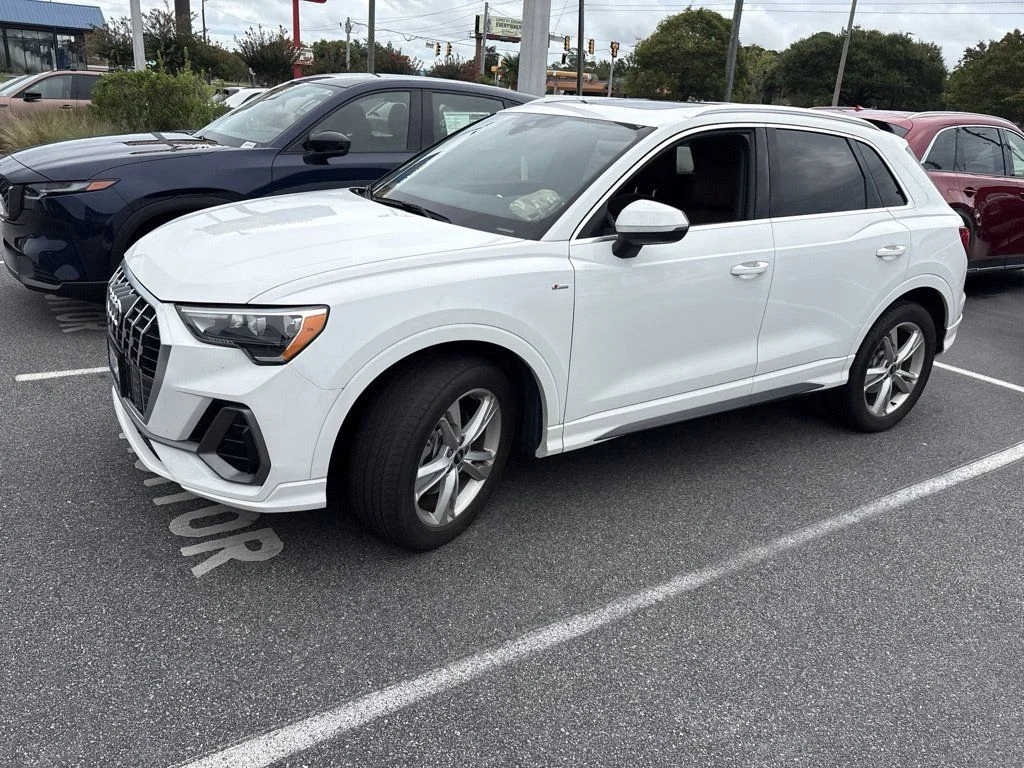 Used 2022 Ibis White Audi Premium image 5