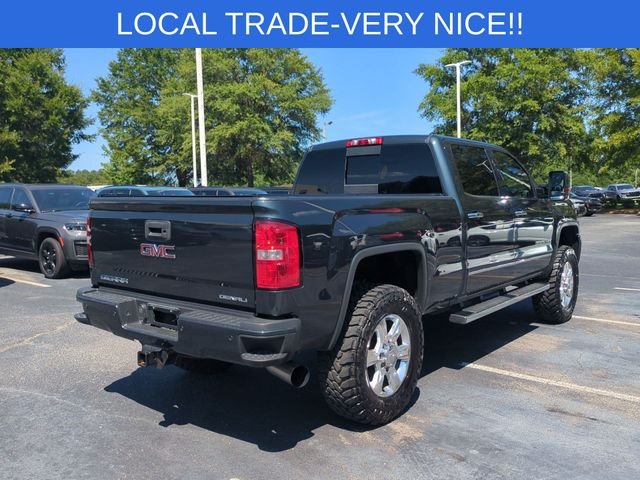 Used 2019 Gray GMC Denali image 5