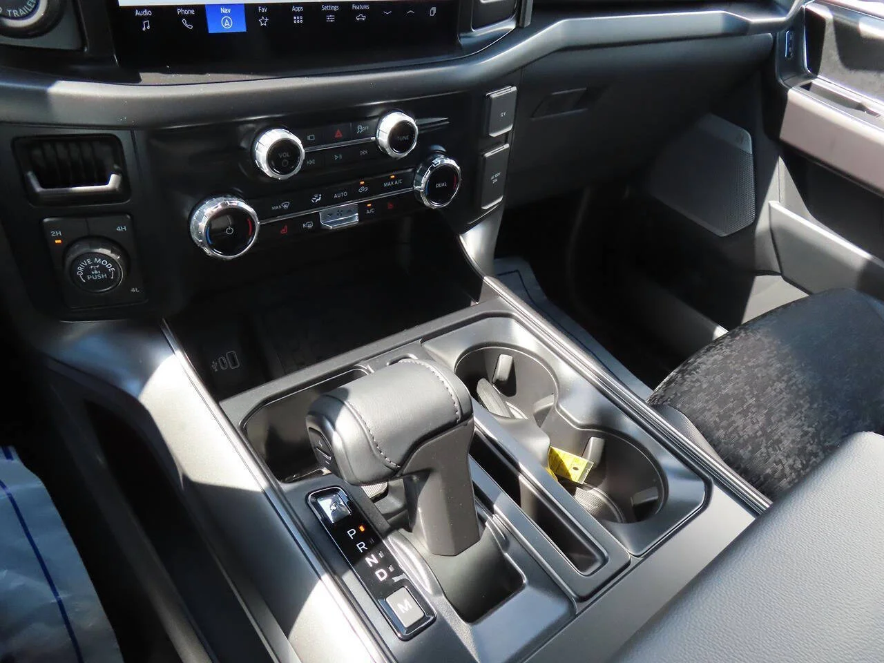 New 2026 Antimatter Blue Metallic Ford Tremor® image 12