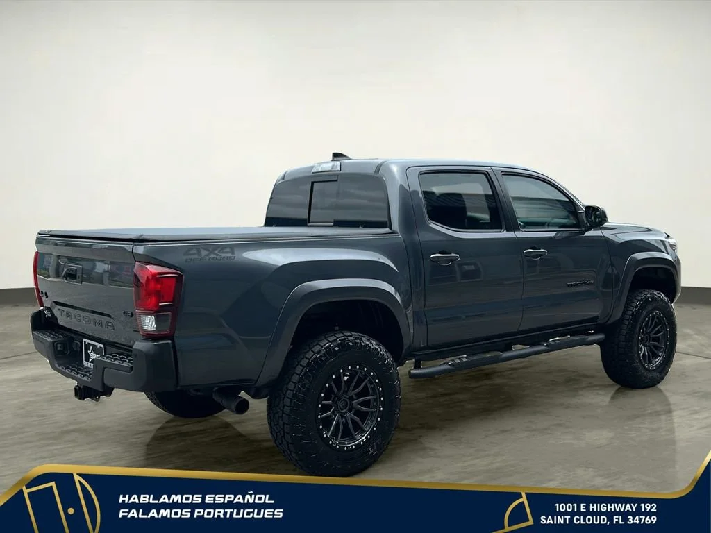 Used 2023 Gray Toyota SR5 V6 image 6