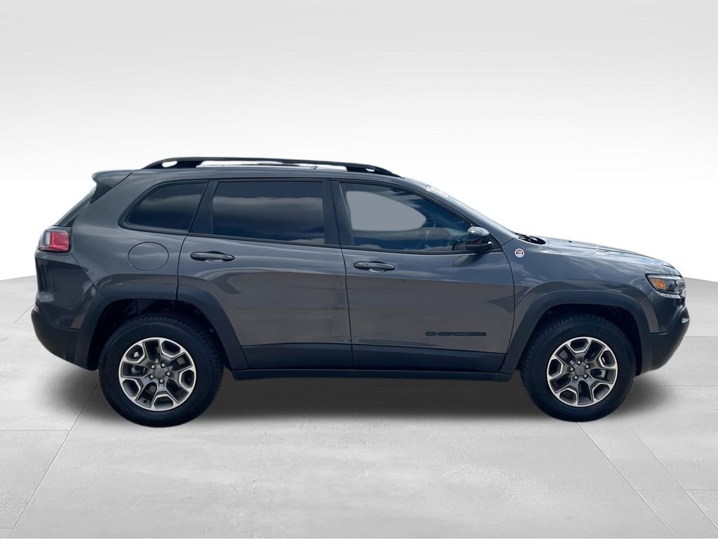 Used 2023 Gray Jeep Trailhawk image 9