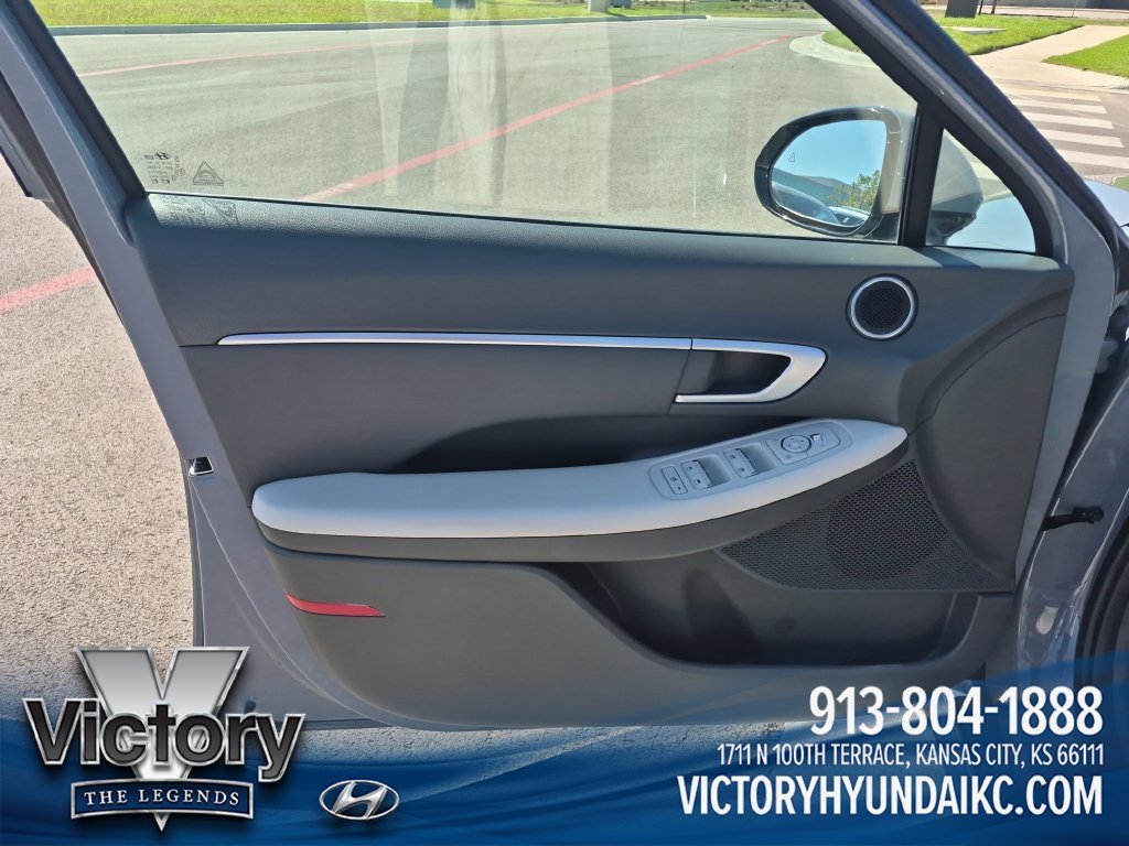 Certified Used 2024 Blue Hyundai SEL image 10