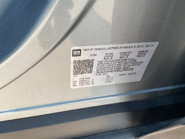 Used 2025 Gray Chevrolet LT image 36