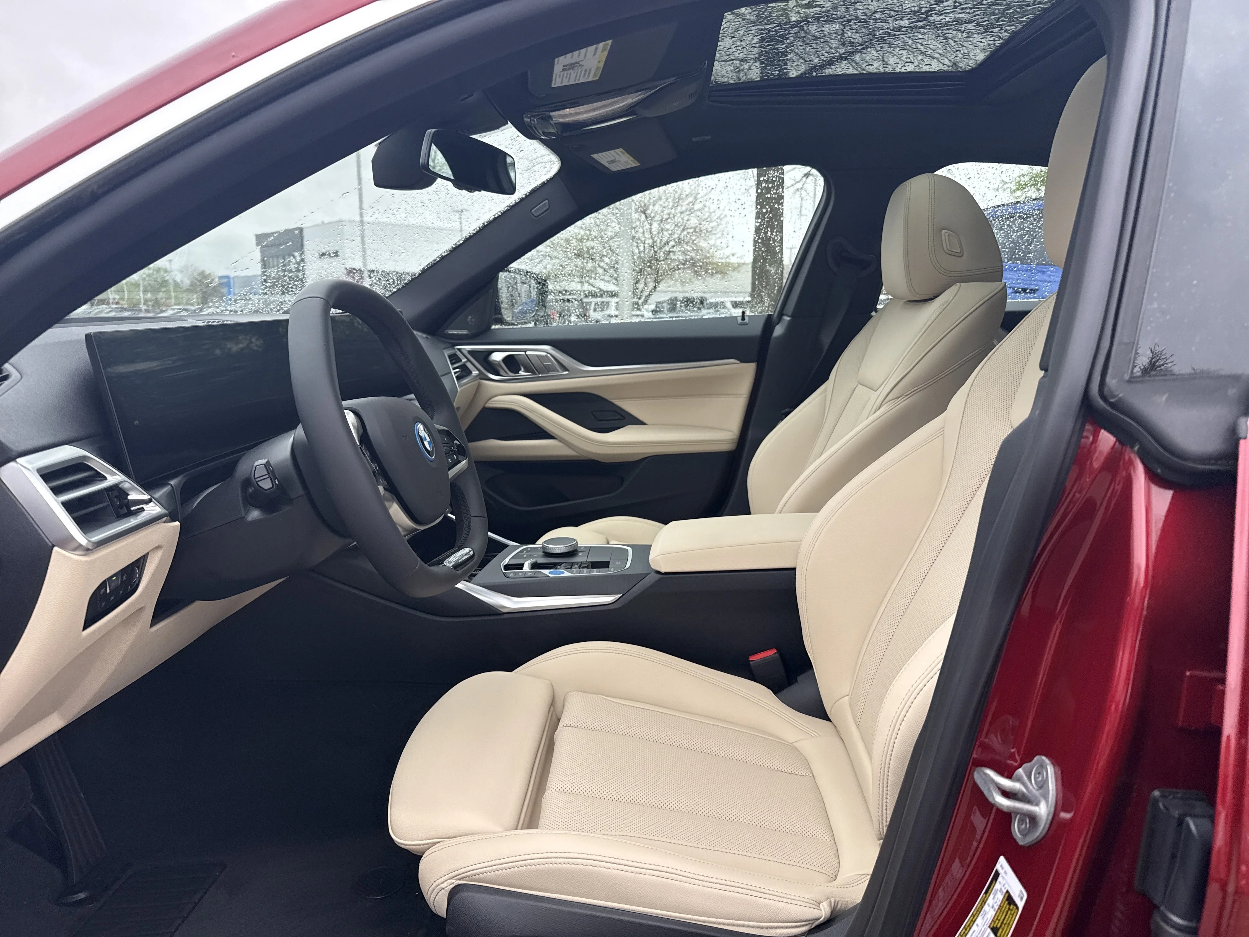 New 2026 VEGAS RED BMW xDrive40 image 10