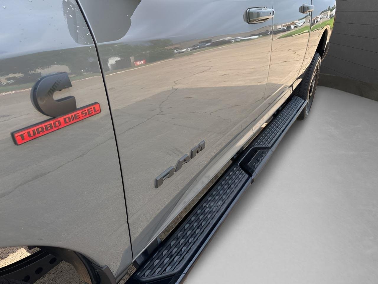 New 2026 Ceramic Gray Clear-Coat Exterior Paint RAM Laramie image 50