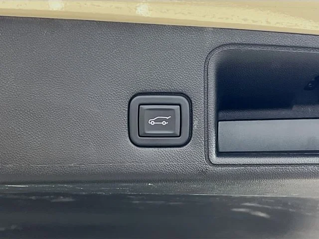 Used 2023 Beige GMC AT4 image 28
