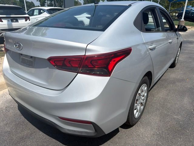 Used 2020 Olympus Silver Metallic Hyundai SE image 9