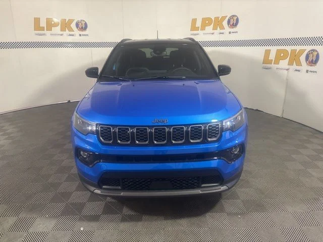 New 2026 Hydro Blue Pearl-Coat Exterior Paint Jeep Limited image 10