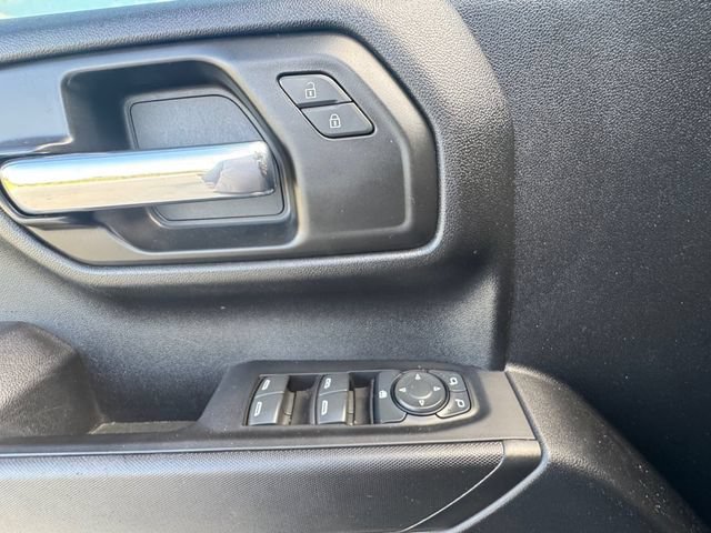 Used 2022 Black Chevrolet Custom image 5