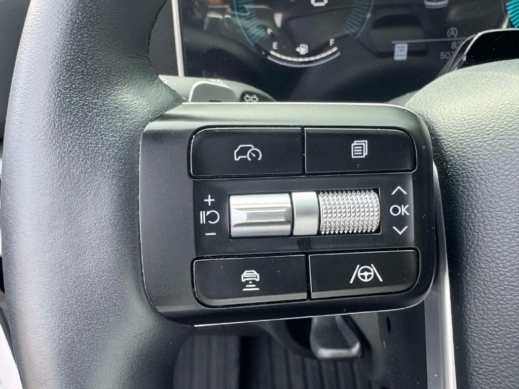 Used 2026 White Hyundai SEL image 20