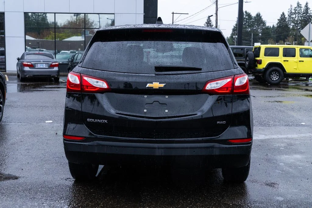 Used 2021 Black Chevrolet LS image 5