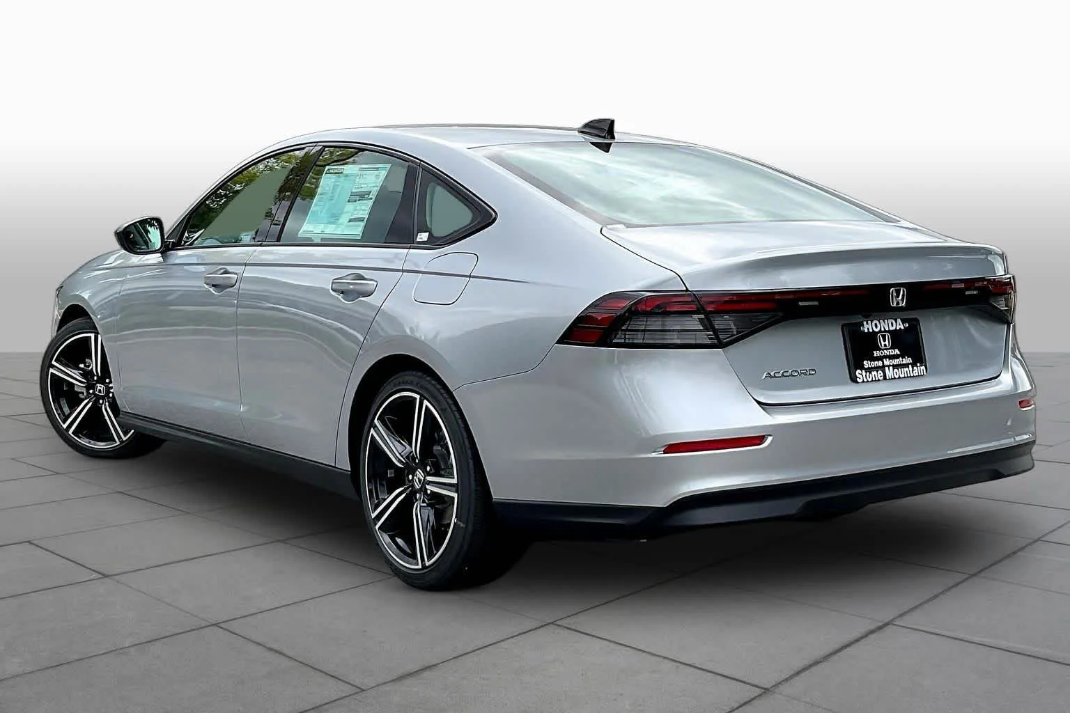 New 2026 Solar Silver Metallic Honda SE image 12