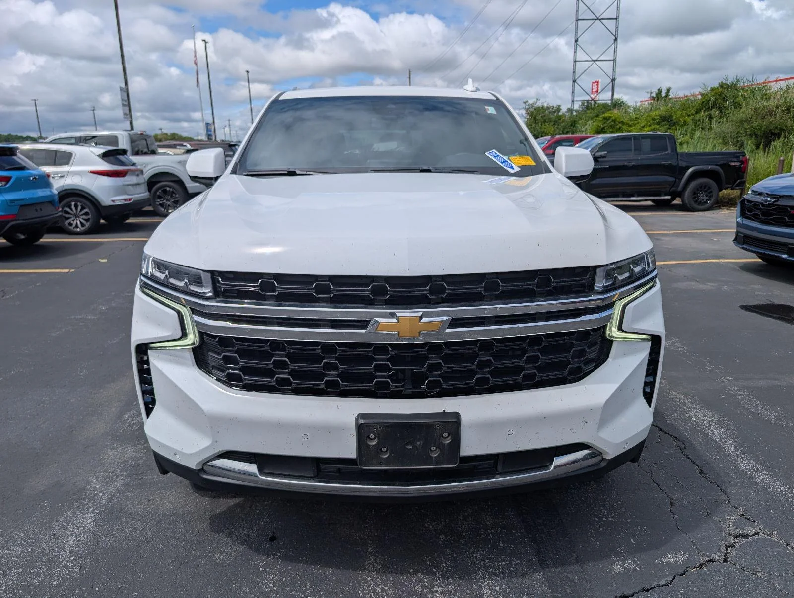 Used 2023 SUMMIT WHITE Chevrolet LS image 2