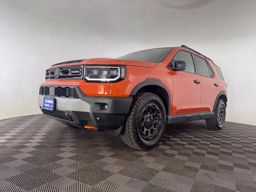 Used 2026 Orange Honda TrailSport Elite Blackout image 4