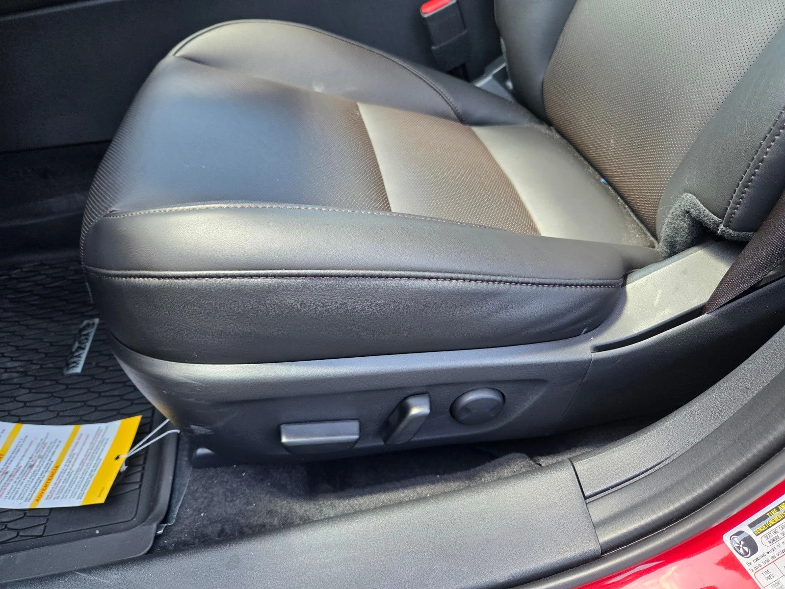 2026 Mazda Mazda3 Premium - Photo 14